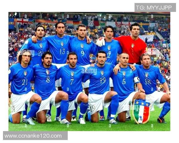 欧州足球迷与球星身份差异的深度剖析与文化对比 欧州足球迷与球星身份差异的深度剖析与文化对比